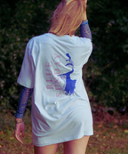 Unisex Shirt SHADOW aus 100% Biobaumwolle mit handgezeichnetem Print. Siebdruck aus München.